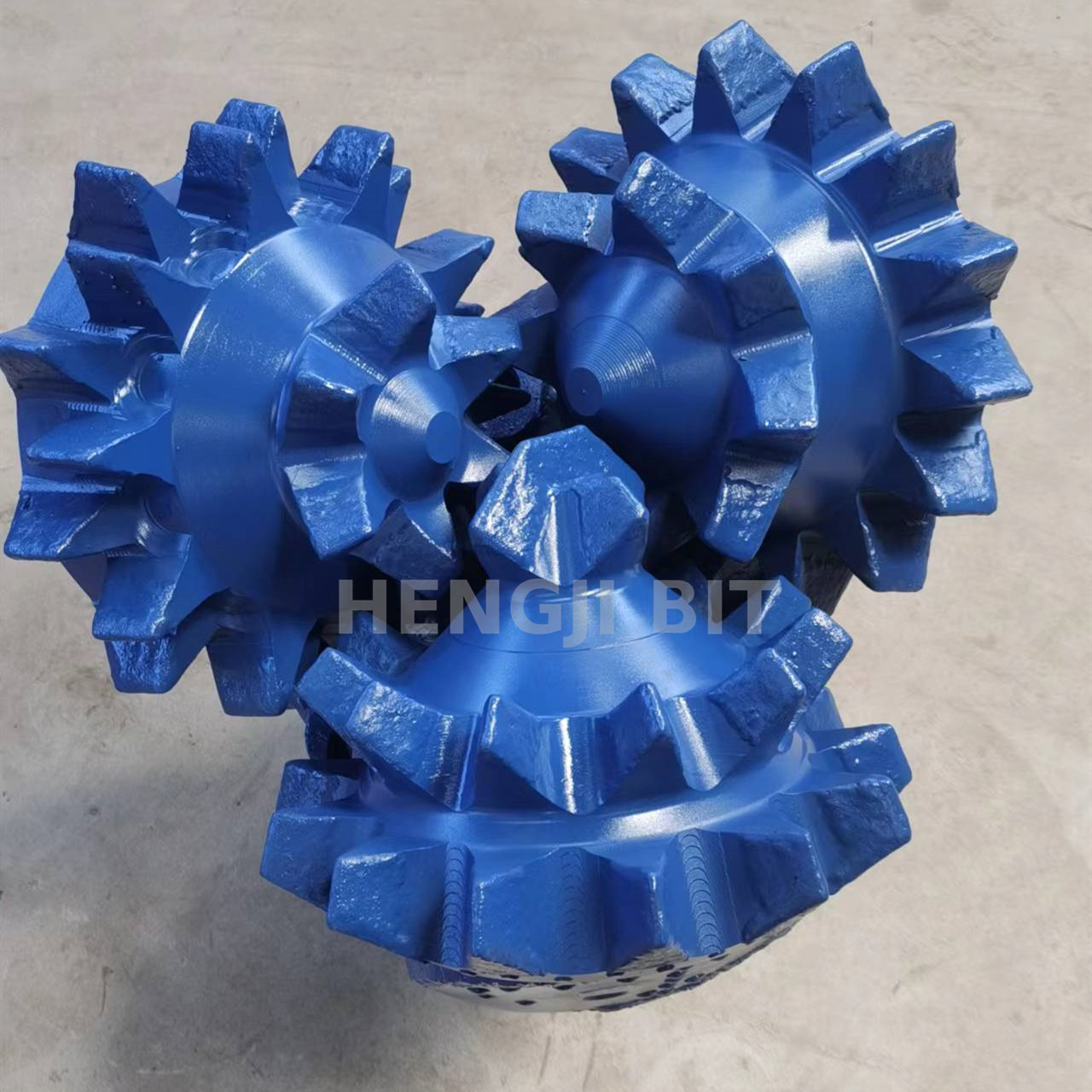 20'' 508 mm IADC 217 Tricone Rotary Roller Cone Bit mit gefrästen Zähnen Lieferant